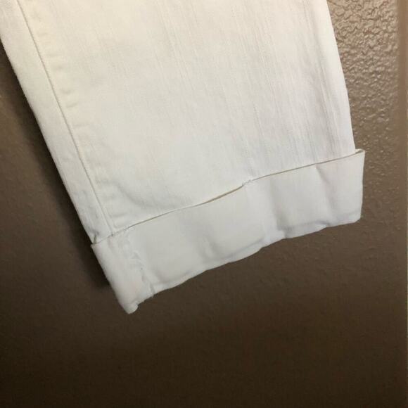 NYDJ White Jeans Size 6P - Picture 6 of 6